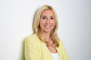 Pressefoto: Anna Stolz, Staatssekretärin im Bayerischen Staatsministerium für Unterricht und Kultus Pressefoto: Anna Stolz, Staatssekretärin im Bayerischen Staatsministerium für Unterricht und Kultus